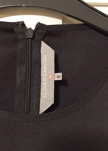 Dantel Detaylı Siyah Midi Elbise - Görsel 4