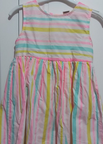 Çok Renkli Pilili Kolsuz Kız Elbisesi - Görsel 2