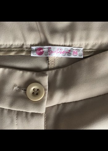 Bej Pileli Kadın Kumaş Pantolon - Görsel 3