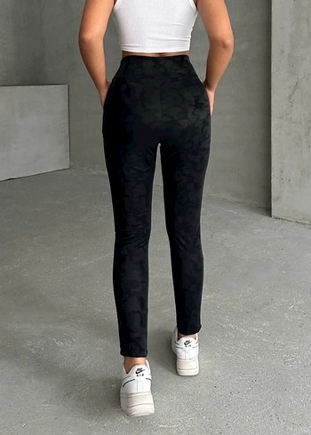 Gizli yan fermuarlı bulut desenli tayt siyah - Görsel 5