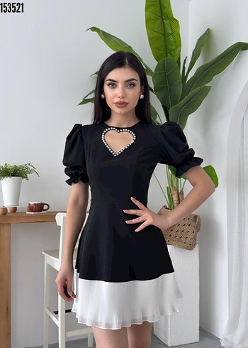 m Beden Mavi Mini V Yaka Boncuk Detaylı Elbise