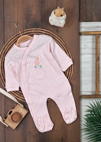 Dantel Detaylı Nakışlı Pembe Bebek Tulum