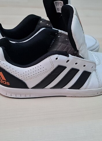 38 Beden Adidas unisex spor ayakkabi