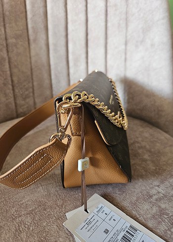 Pierre Cardin Zincir Detaylı Kahverengi Kadın Deri Omuz Çantası