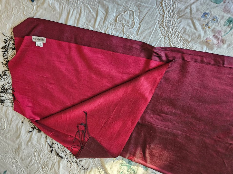 Bordo ve kırmızı çift taraflı armanda ipek şal - Görsel 3