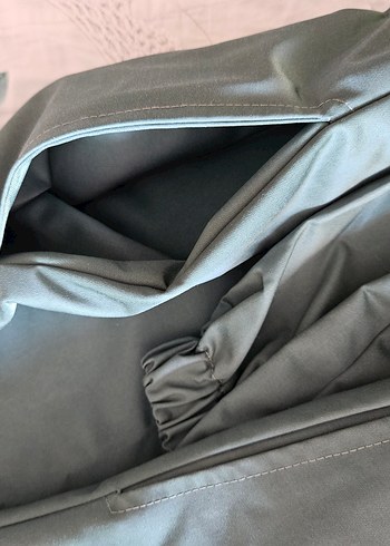 Çıtçıtlı Uzun Zümrüt Yeşili Kadın Yağmurluk - Görsel 7