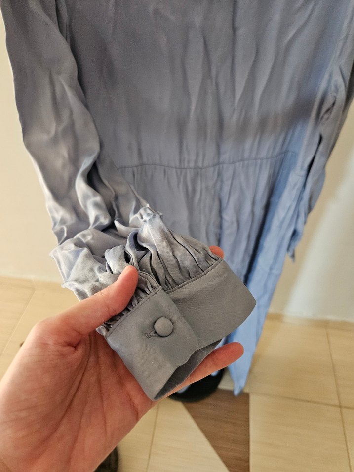 Leylak rengi saten abiye tesettür elbise - Görsel 4