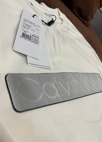 Calvin Klein Tişört