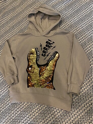 6 Yaş Beden H&M 6-8 yaş sweatshirt