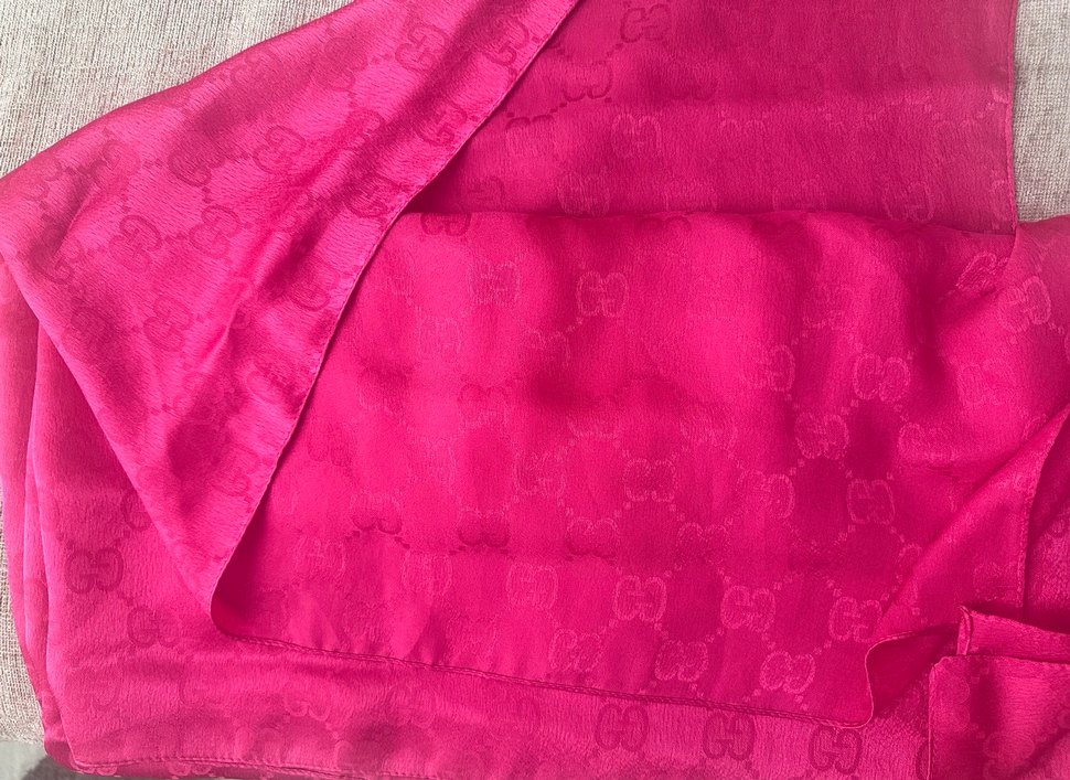 Pembe Parlak Saten Kadın Eşarp - Görsel 2