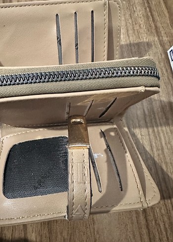 Bej Baskılı Deri Kadın Cüzdan - Görsel 3