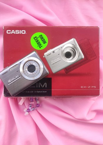 Casio Exilim EX-Z75 Fotoğraf Makinesi | Gardrops