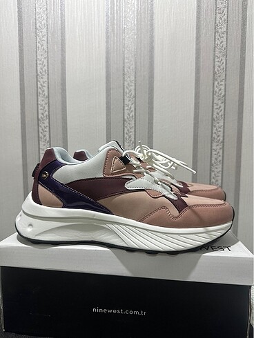Nine West Nine West 38 numara kutulu spor ayakkabı