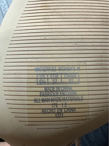 37 Beden ten rengi Renk Nine West 37 numara sıfır