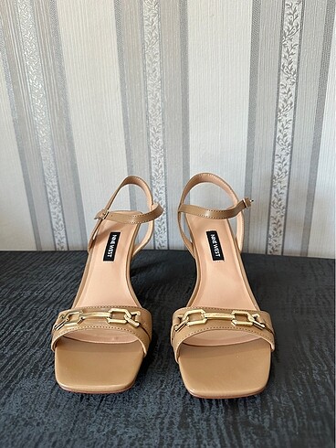 37 Beden ten rengi Renk Nine West topuklu 37 numara