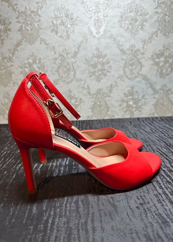 Nine West Nine West 38 numara ince topuklu