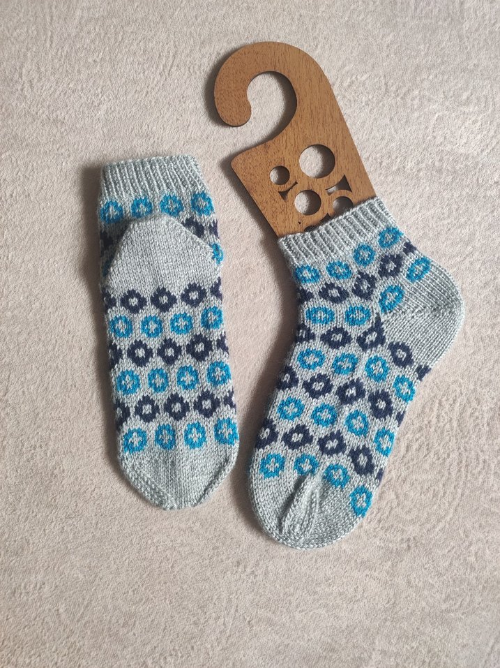 Gri Mavi Kadın Çorap - Görsel 3