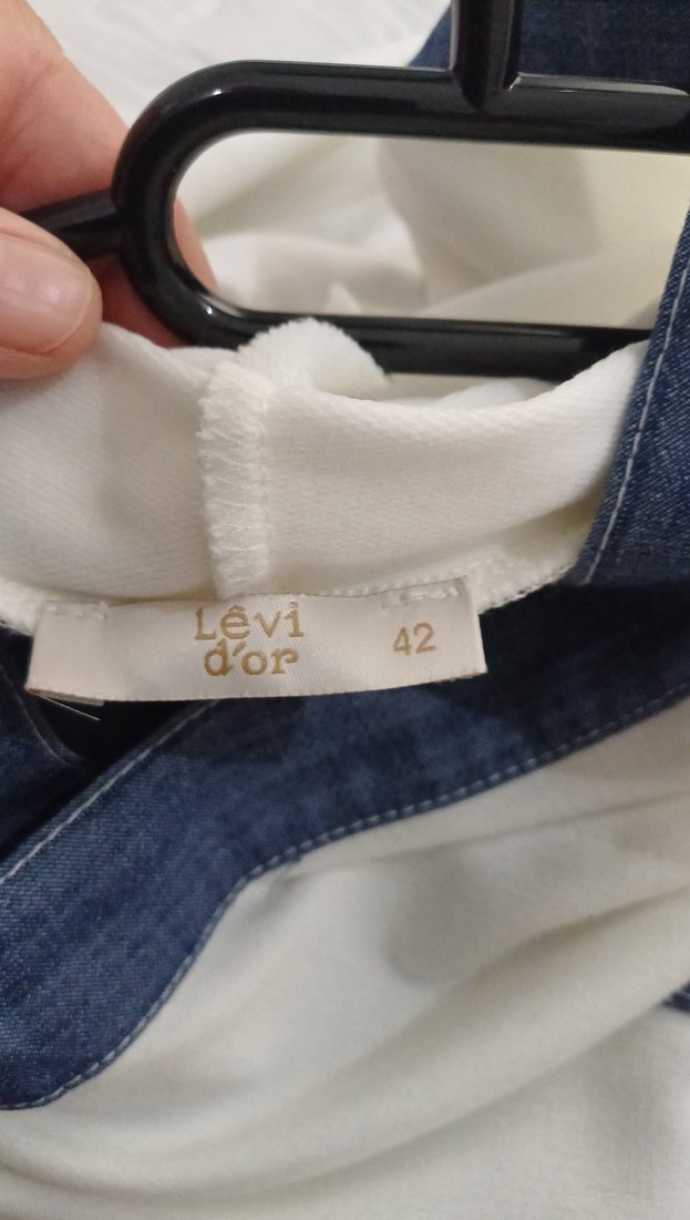 Düğmeli Beyaz Denim Kadın Sweatshirt - Görsel 3