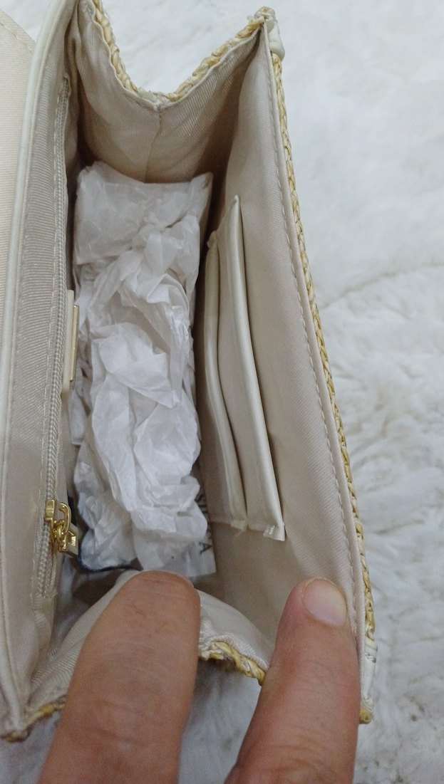 Beyaz Zincir Detaylı Kadın Çanta - Görsel 5