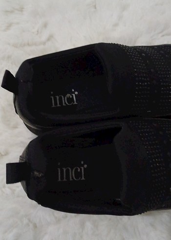 Siyah Dolgu Topuklu Kadın Spor Ayakkabı - Görsel 2