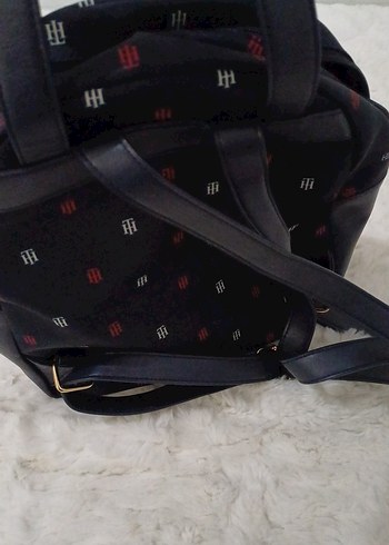 Tommy Hilfiger Siyah Baskılı Kadın Çanta - Görsel 2