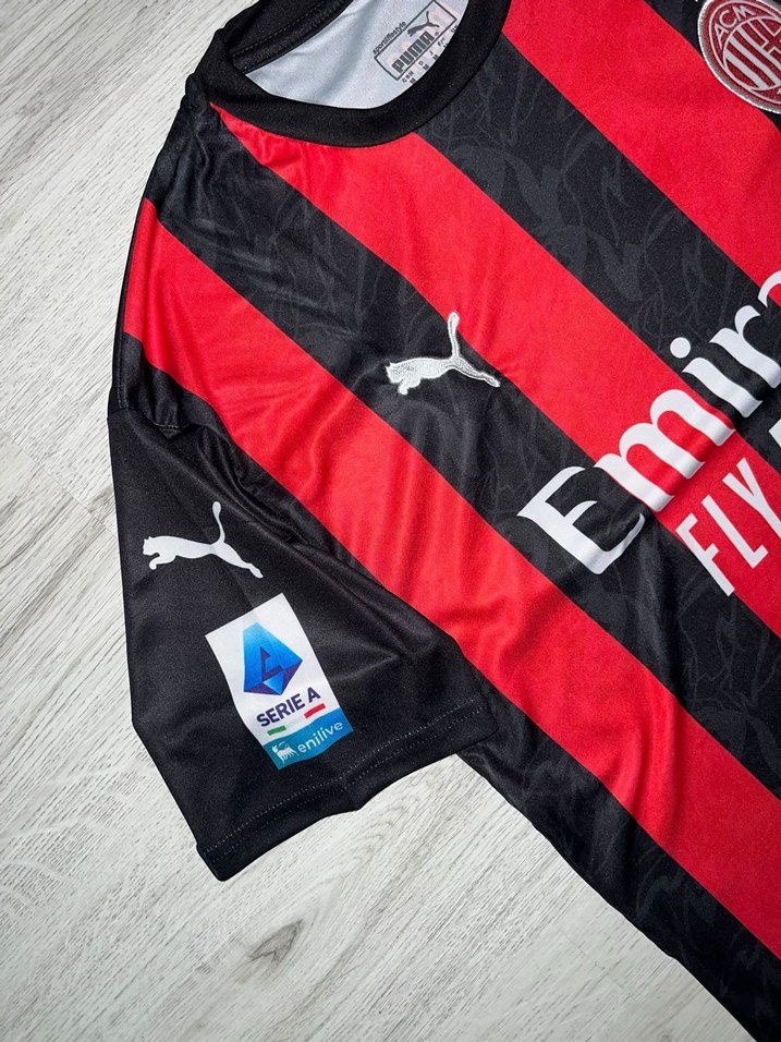 A.C.Milan 2021/2022 iç saha forması - Görsel 3