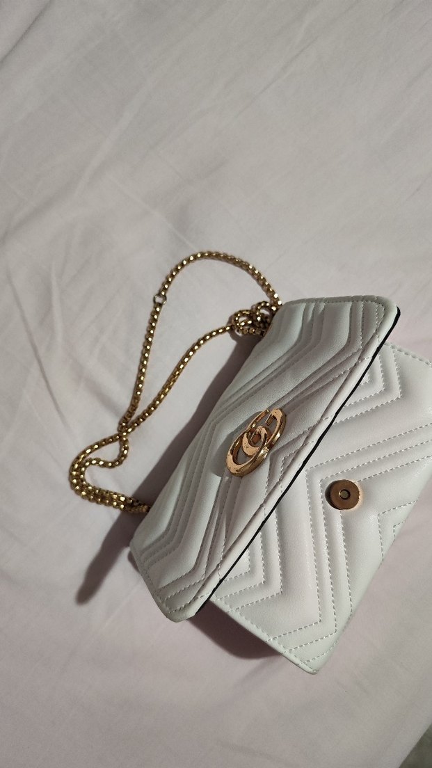 Zincir Detaylı Beyaz Deri Kadın Çanta - Görsel 2