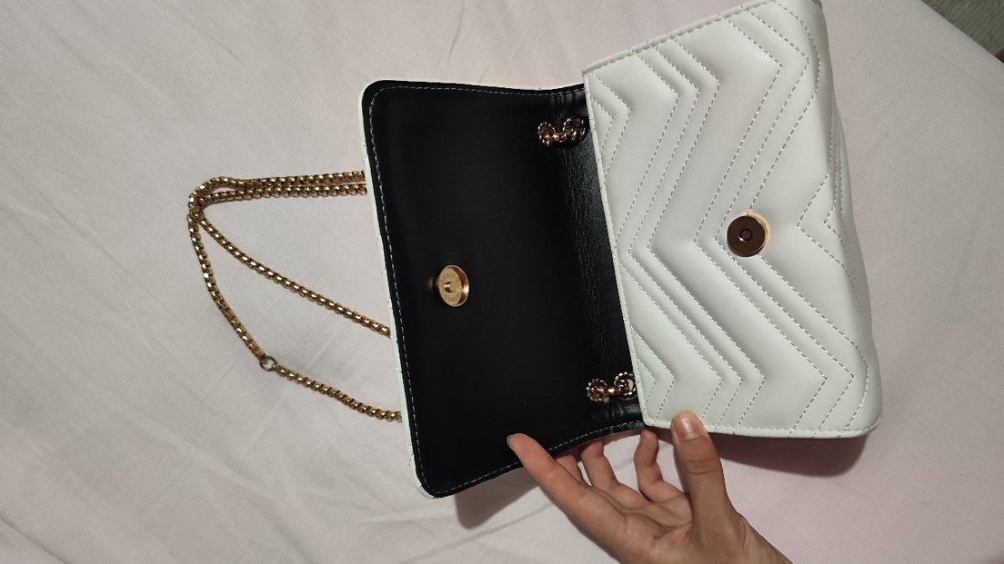 Zincir Detaylı Beyaz Deri Kadın Çanta - Görsel 3