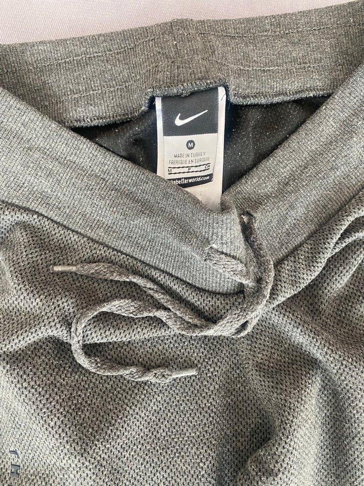 Gri Nike Rahat Kesim Kadın Eşofman Altı - Görsel 2