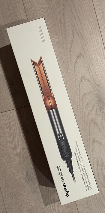Dyson Airstrait Sıfır Kapalı Kutu
