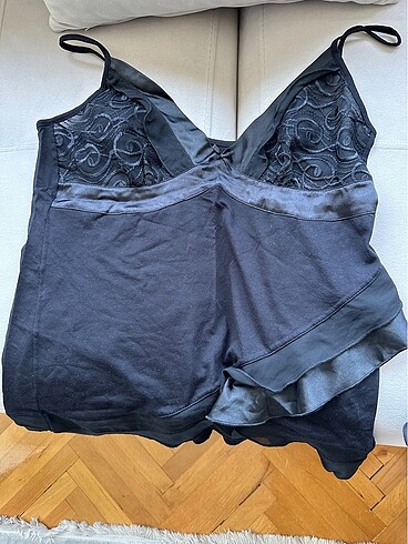 40 Beden siyah Renk Dagi şortlu sabahlıklı pijama