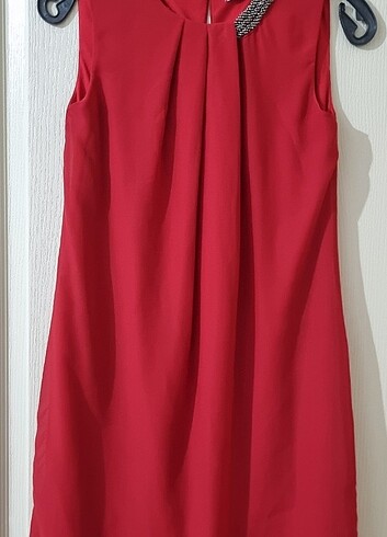 paulmark 36 beden kırmızı kısa elbise