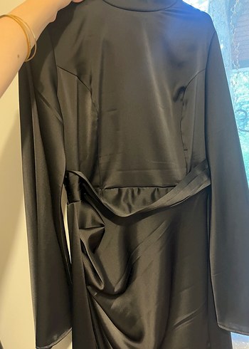 Uzun Siyah Gotik Yüksek Yakalı Elbise - Görsel 3