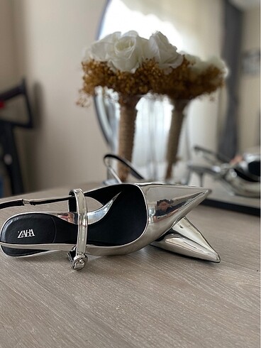 Zara kısa topuk ayakkabı