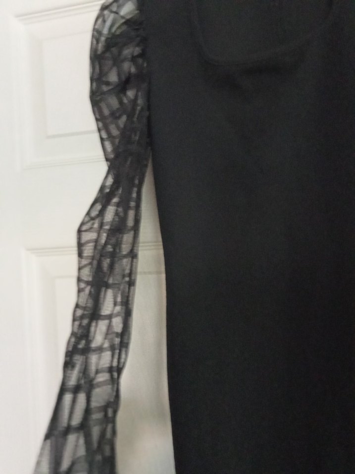 Kısa Kollu Siyah Gotik Midi Elbise - Görsel 3