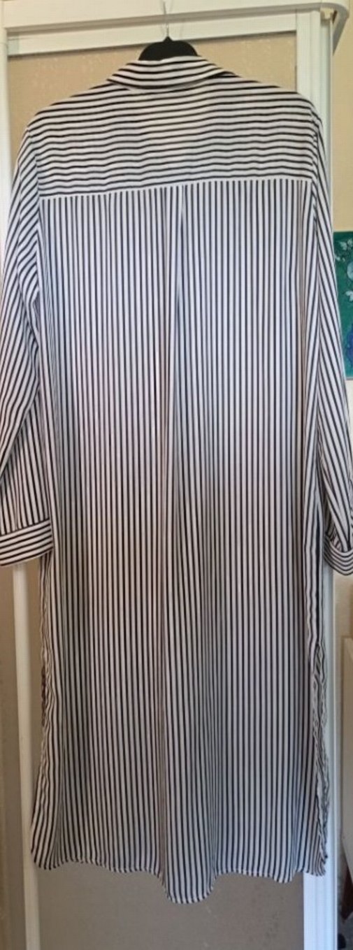 Düğmeli Uzun Kollu Çizgili Gri Kadın Gömlek - Görsel 2