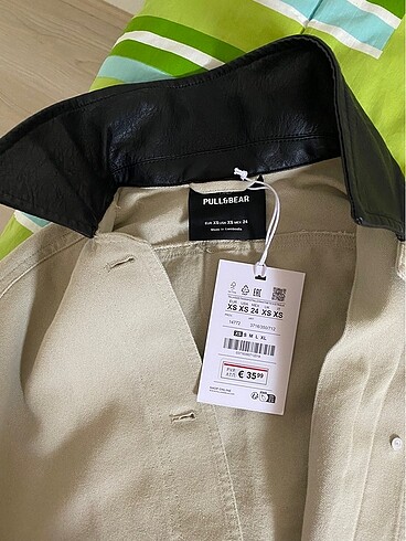 xs Beden Pull bear ceket