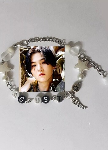 Suga agust d bileklik ????