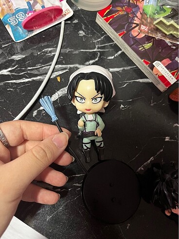 Attack on titan levi acerman (?) figür