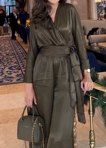 Uzun Parlak Haki Kadın Tulum - Görsel 3