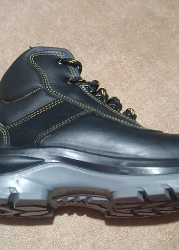 0 ERKEK BOTU - Görsel 4