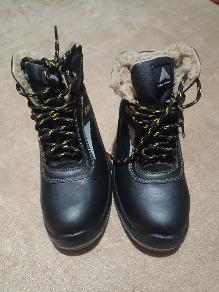 0 ERKEK BOTU - Görsel 2