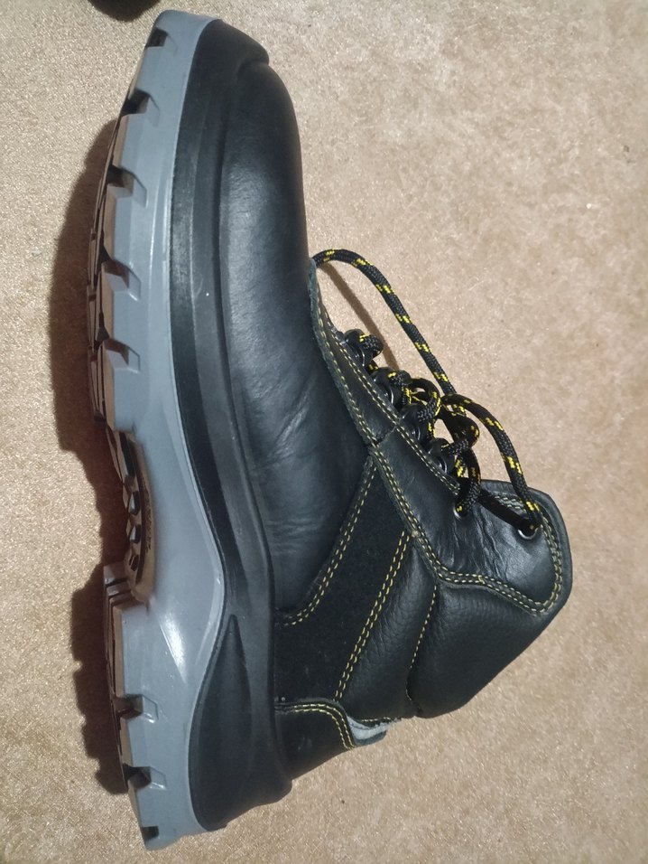 0 ERKEK BOTU - Görsel 5