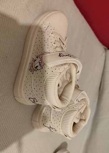 Kız Çocuk Beyaz Cırtcırtlı Spor Ayakkabı LC Waikiki - Görsel 2