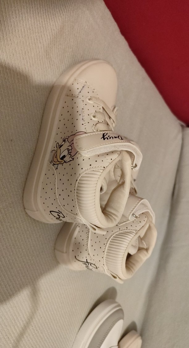 Kız Çocuk Beyaz Cırtcırtlı Spor Ayakkabı LC Waikiki - Görsel 2