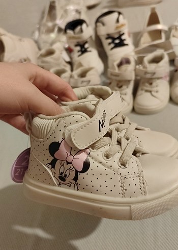 Beyaz Kız Çocuk Spor Ayakkabı LC Waikiki - Görsel 5