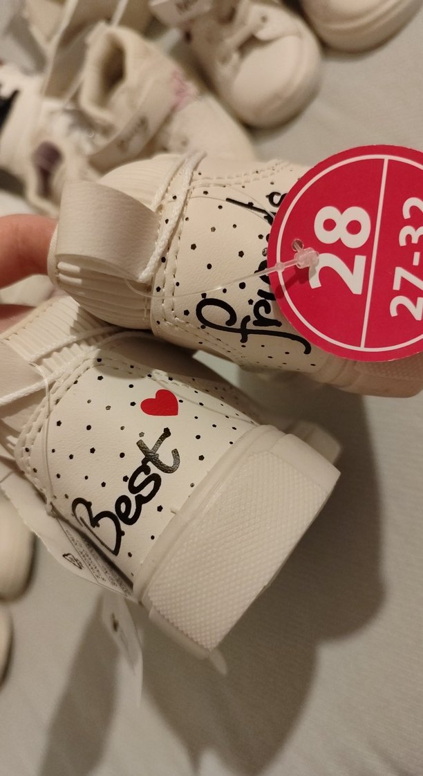 Beyaz Minnie Baskılı Kız Spor Ayakkabı LC Waikiki - Görsel 4