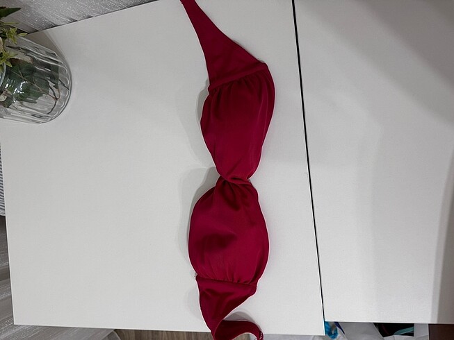 Bikini üst