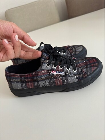 Superga ayakkabı