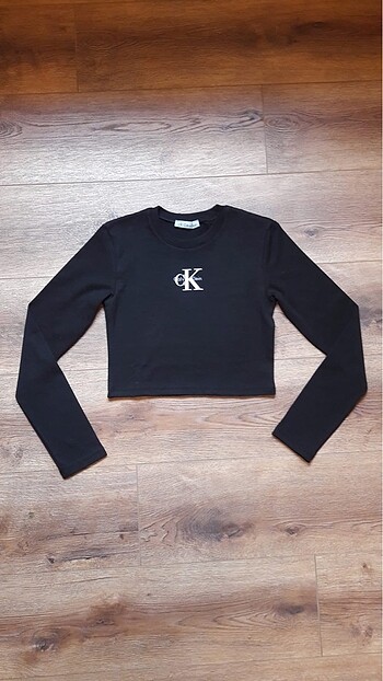 Calvin Klein Uzun Kol Crop
